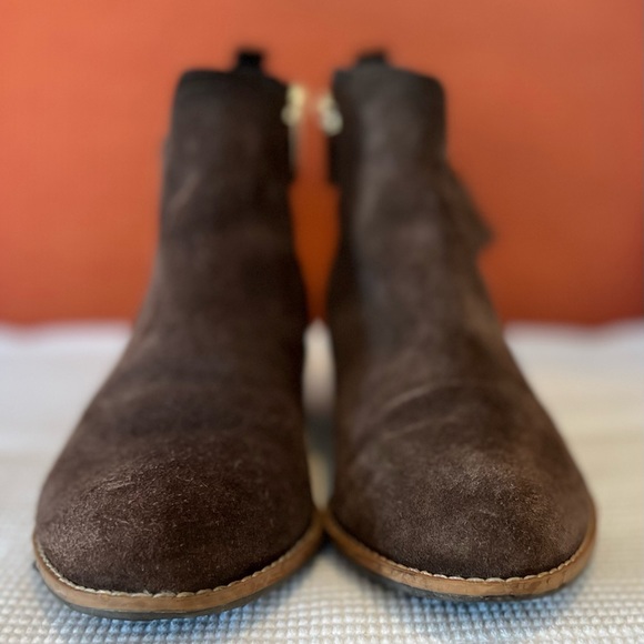 Tommy Hilfiger brown suede Chelsey boot. Sz.8.5 - Picture 9 of 12